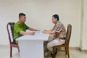 Tự xưng cán bộ Tổng cục 2 để lừa đảo 'chạy án'