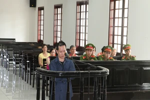 Kẻ làm bé gái 10 tuổi có thai lãnh án chung thân