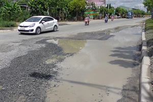 Nhếch nhác trên con đường ngàn tỉ