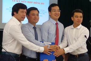 TP. HCM vượt khó, tìm vốn làm thêm nhiều cầu, đường