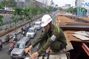 Đếm từng ngày thông xe cầu vượt vào Tân Sơn Nhất