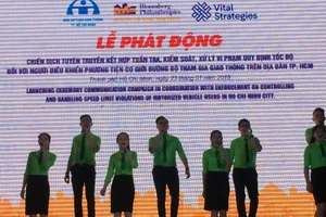 Tuyên truyền rồi xử phạt người vi phạm tốc độ