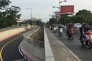 Ngày 20-4, thông đường chui dưới cầu Bình Triệu