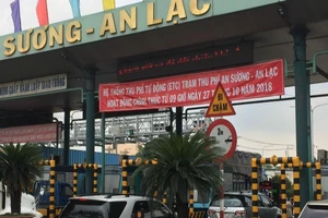 Ngày đầu thu phí không dừng: Xe thoát nhanh, trạm BOT không ùn