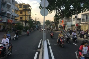 Thông xe nhánh cuối cầu vượt ngã 7 Nguyễn Thái Sơn 