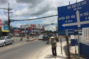 Nâng cấp, mở rộng hàng loạt đường liên quận, huyện