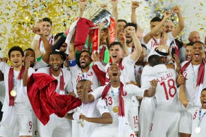 Nhà vô địch châu Á gặp khó khăn khi dự giải châu Âu