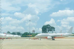 Dịch COVID-19 khiến giá vé máy bay ngày càng rẻ