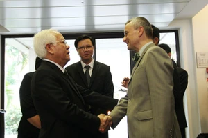 Chủ tịch UBND TP.HCM chia buồn cùng nước Pháp