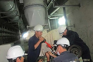 Vụ nước thải Bình Hưng: UBND TP chỉ đạo giải trình