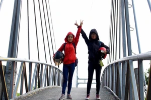 Về An Giang, uống càphê 4.000, ăn cá lóc 20.000 đồng/kg