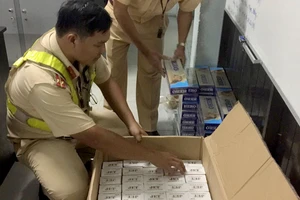 Bỏ cả xe Lead để chạy nhưng không thoát