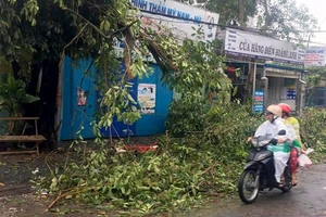 Mưa trên toàn TP.HCM từ chiều nay đến sáng mai