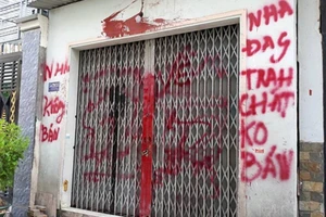 Bình Tân thông tin vụ cô giáo 'xin' xã hội đen cho đi dạy