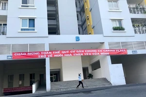 Ngày trở về ở Carina