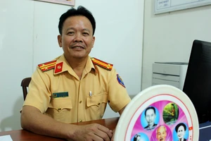 Tâm sự của một CSGT 30 năm đón giao thừa ở ngoài đường