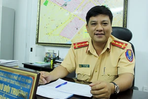  ‘Giúp đỡ người dân, CSGT vui hơn xử phạt nhiều lần'