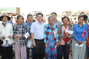 Đau đáu khi thấy Kiều bào khốn khó nơi đất khách