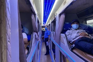 Buộc chở 20 người, nhiều xe khách liên tỉnh ngưng chạy