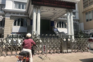 Cần gấp giấy tờ, trụ sở công an đóng cửa thì làm sao?