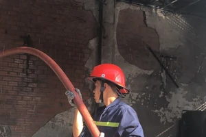 Công an Bình Tân chỉ 6 cách thoát nạn sau hai vụ cháy liền kề