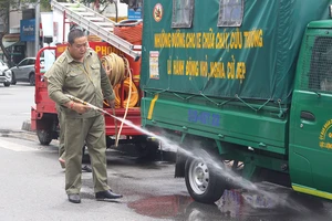 Cận cảnh xe chữa cháy 2 tỉ đồng của ông bảo vệ dân phố