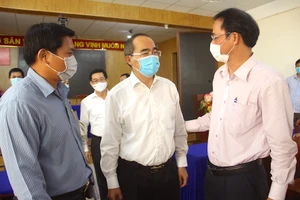 Cử tri Bình Tân: Mong hết nhiệm kỳ, đại biểu đừng mắc nợ dân