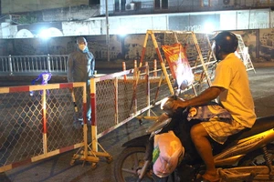  Bình Tân yêu cầu người dân 3 khu phố bị phong toả thực hiện nghiêm việc cách ly