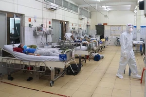 TP.HCM cần máy thở để sẵn sàng cho kịch bản 60.000 ca nhiễm COVID-19