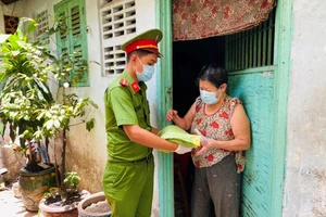 TP.HCM mong người dân cùng chung sức với TP vượt qua đại dịch 