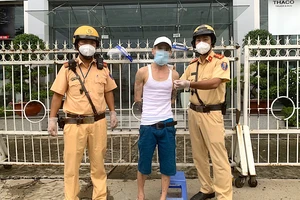 Từng có tiền án cướp giật, nay lại bị chốt kiểm soát bắt vì giấu ma tuý