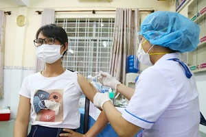 TP.HCM đồng ý rút ngắn thời gian tiêm mũi 2 AstraZeneca còn 6 tuần