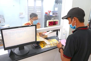 Từ 1-10, lái xe, người vi phạm ở TP.HCM đến trụ sở CSGT cần làm gì?