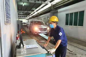 Trước 30-10, không xử phạt xe quá hạn kiểm định, bằng lái hết hạn