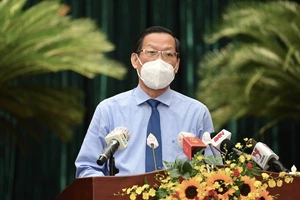 Chủ tịch TP.HCM: Tiêm vaccine cho trẻ em trên nguyên tắc tự nguyện