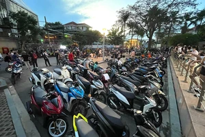 Hàng trăm xe máy độ bị CSGT TP.HCM phát hiện, xử lý. Ảnh: MINH VƯƠNG