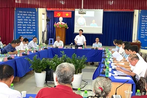 Toàn cảnh buổi đối thoại với người dân Thủ Thiêm. Ảnh: LÊ THOA