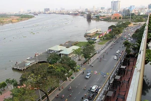 UBND TP.HCM có chỉ đạo khẩn liên quan đến tình hình an ninh trật tự tại công viên bến Bạch Đằng. Ảnh: HOÀNG GIANG