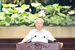 Tổng Bí thư phát biểu tại buổi làm việc với TP.HCM. Ảnh: TTXVN