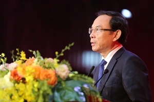 Bí thư TP.HCM Nguyễn Văn Nên: Cán bộ không tu dưỡng, rèn luyện dễ bị vấp ngã