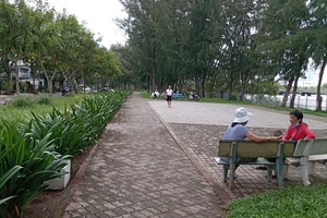 Chủ tịch TP.HCM chỉ đạo về đề án phố đêm Trung Sơn, Bình Chánh