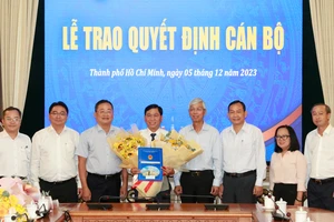 Trưởng Ban Tổ chức Quận ủy quận 11 giữ chức Phó Chủ tịch UBND quận 11
