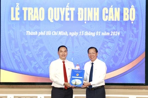  Tân Phó Chủ tịch TP Thủ Đức cam kết lấy sự hài lòng của người dân làm thước đo kết quả công việc