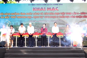 Ra mắt 'Phố Thương mại - Dịch vụ' giai đoạn 2 ở quận Bình Tân