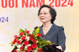 Bộ trưởng Bộ Nội vụ: Cải cách tiền lương là thắng lợi lớn của toàn ngành