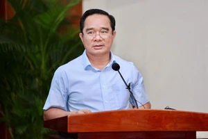 Phân công lại nhiệm vụ của Chủ tịch và các Phó Chủ tịch UBND TP.HCM