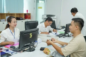 Nộp hồ sơ ở phường xã mới tại TP.HCM: Không để người dân chờ quá 20 phút