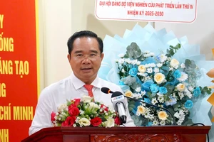 Chủ tịch Nguyễn Văn Được 'đặt hàng' với Viện Nghiên cứu phát triển TP.HCM 