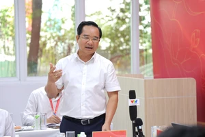 Chủ tịch Nguyễn Văn Được nói về hướng giải quyết kẹt xe, ngập nước, ô nhiễm tại TP.HCM