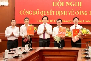 TP.HCM điều động, bổ nhiệm hàng loạt cán bộ